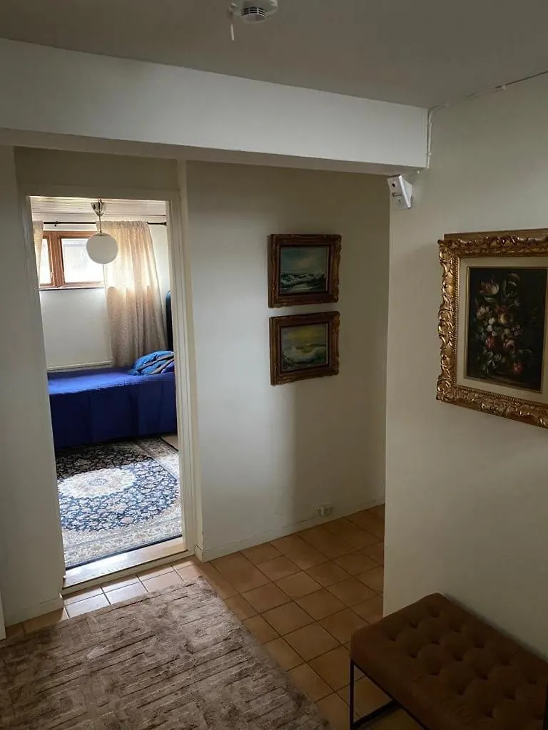 דירה גטבורג Mysig Laegenhet Med Villakaensla